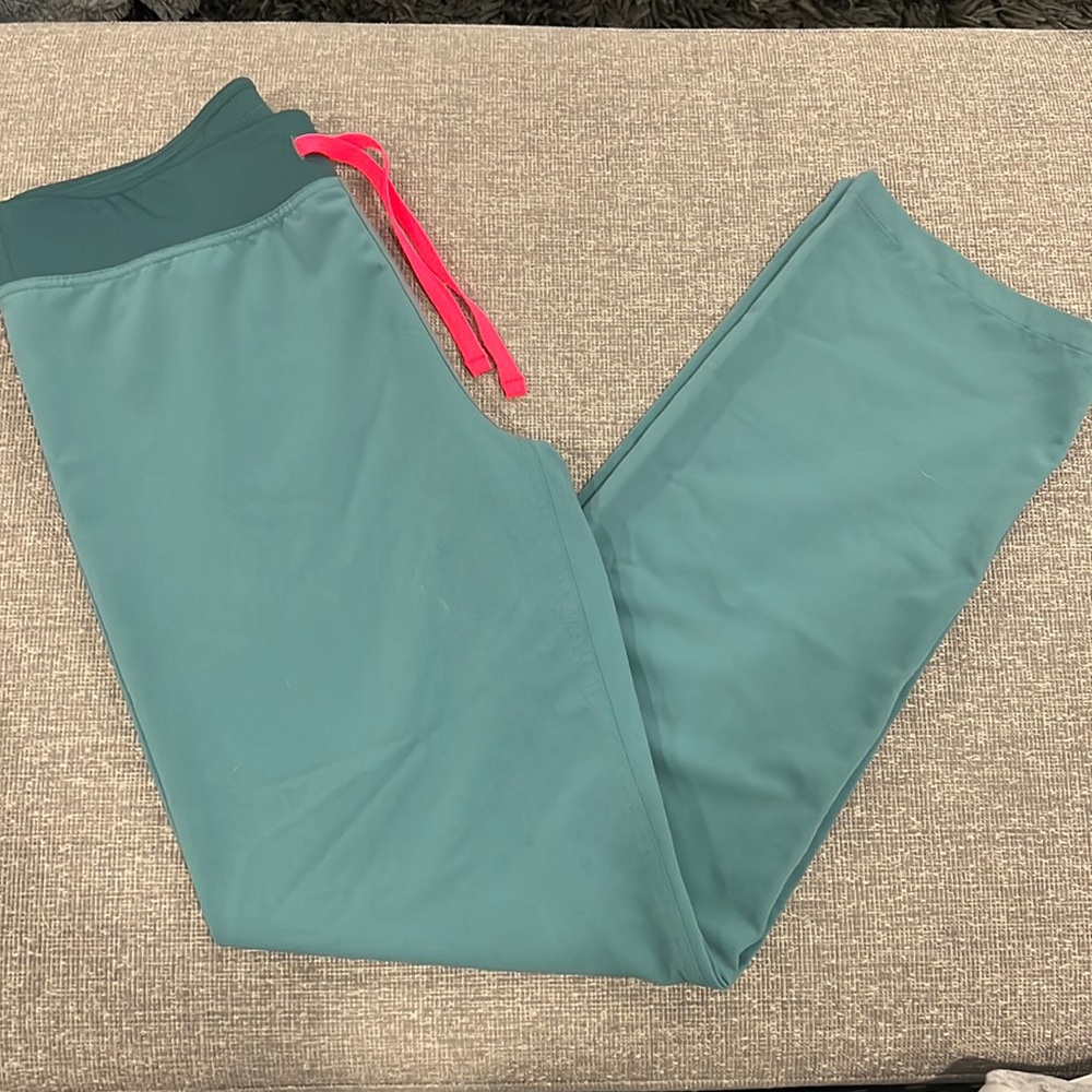 FIGS XS LIVINGSTON HYDROGREEN SCRUB PANTS